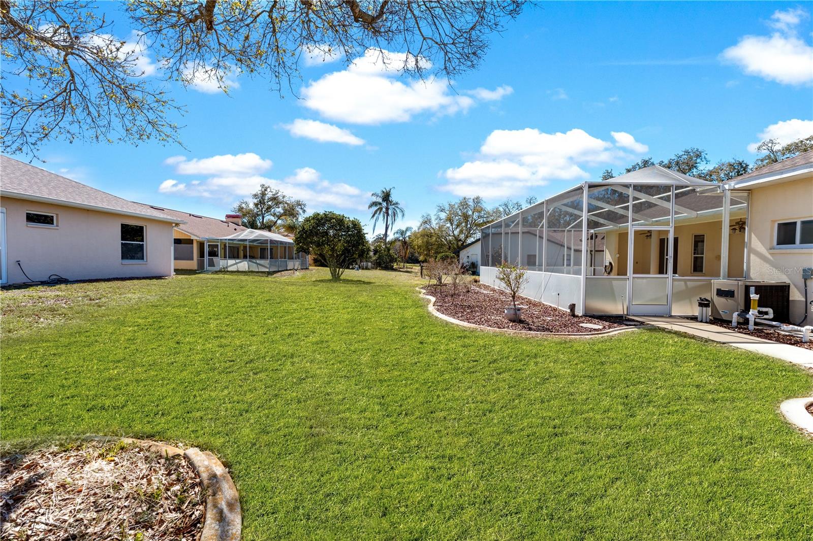 Listing photo id 41 for 1238 Masada Lane