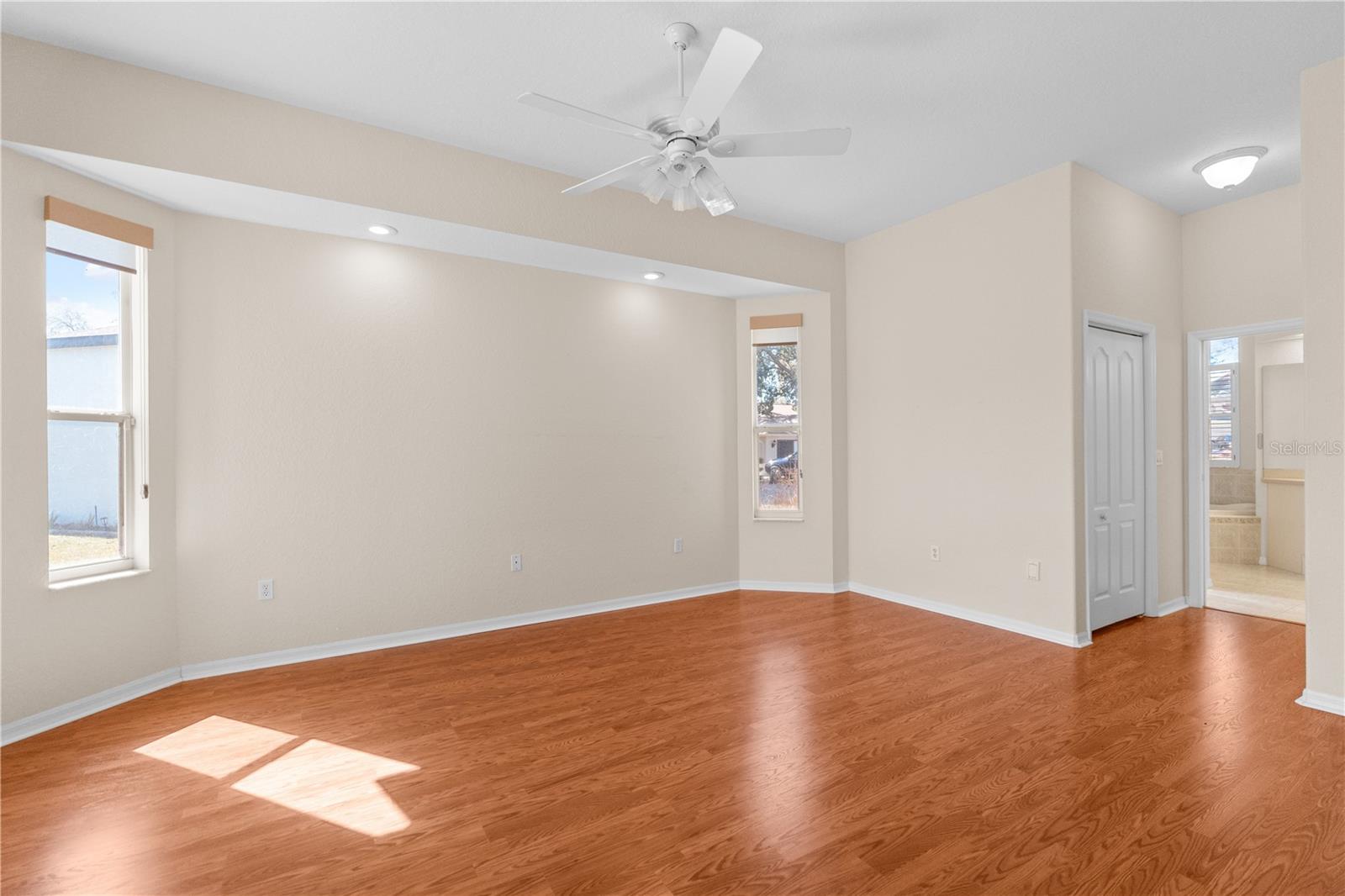 Listing photo id 56 for 1238 Masada Lane