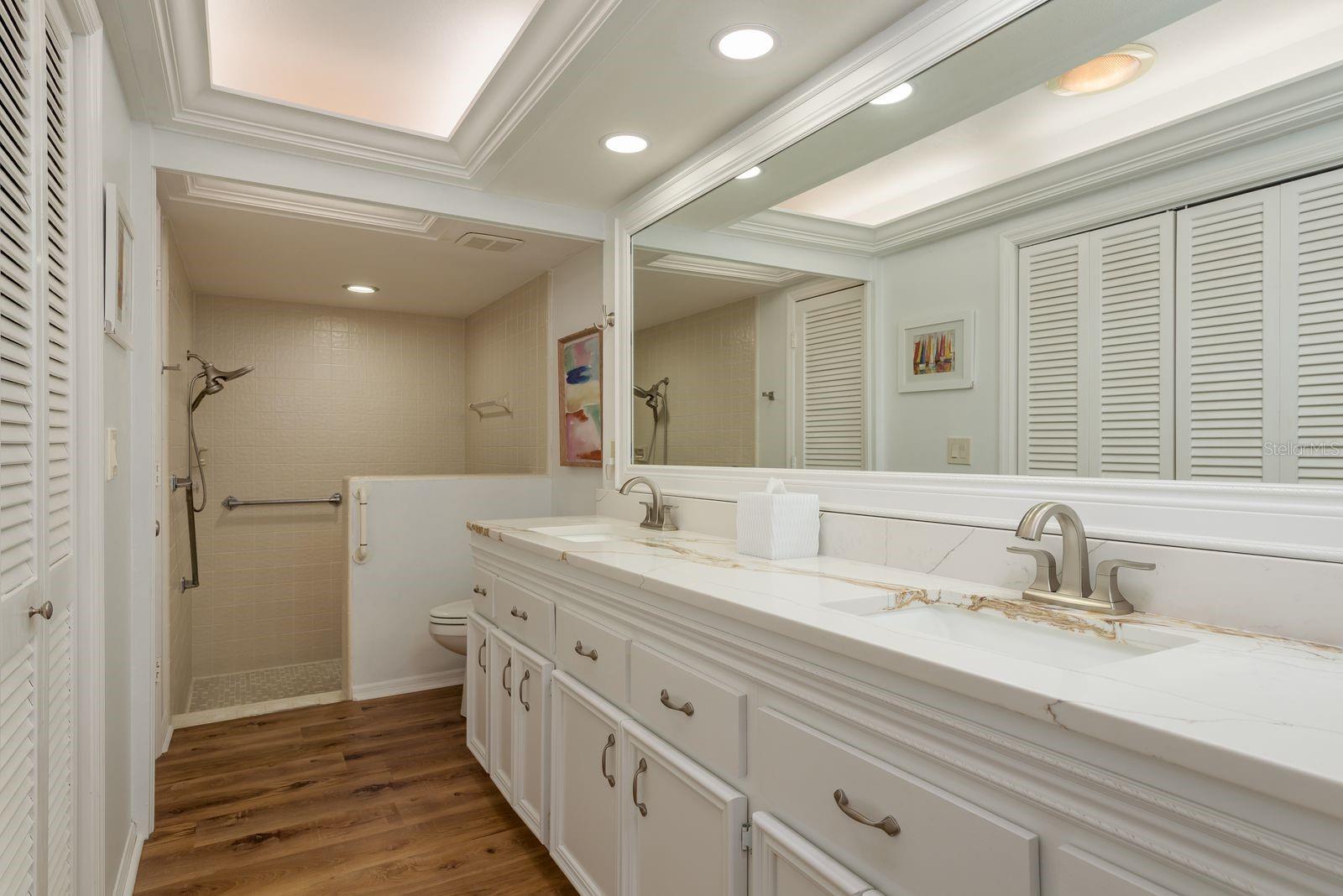 Image 17 of 44 For 3071 Bolt Drive