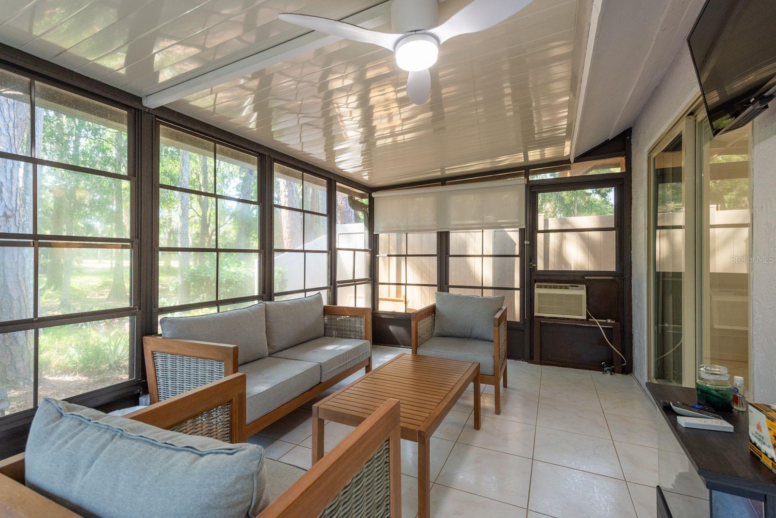 Image 25 of 44 For 3071 Bolt Drive