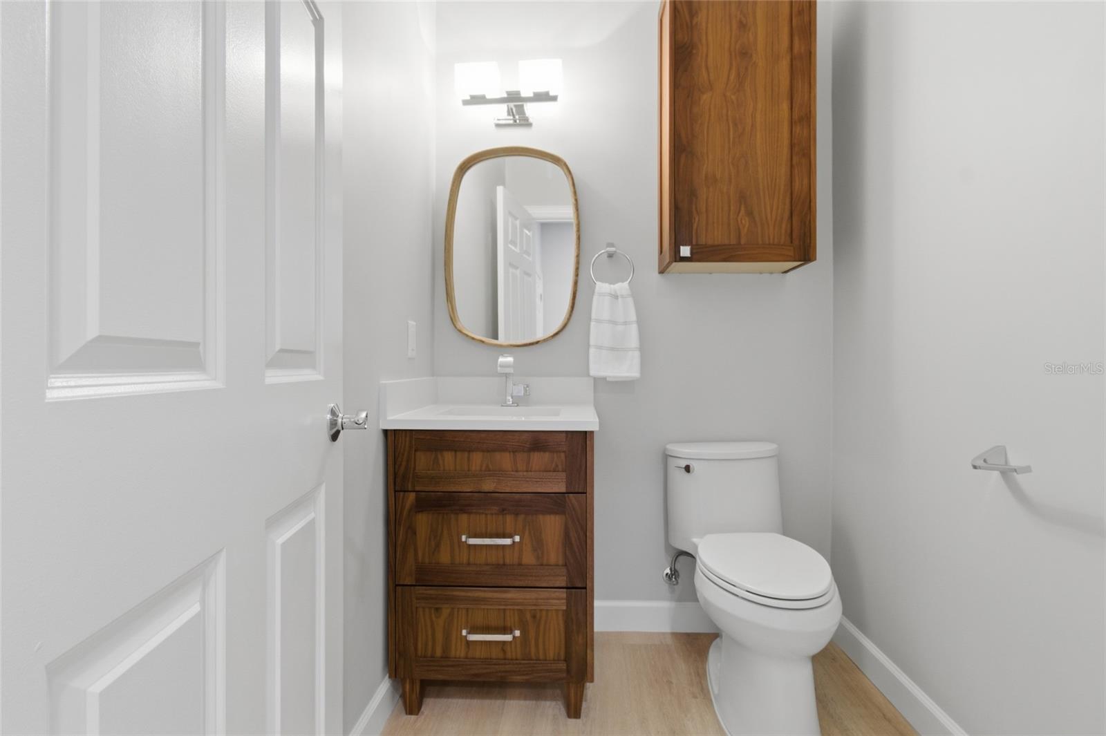 Image 42 of 55 For 494 39th Avenue N