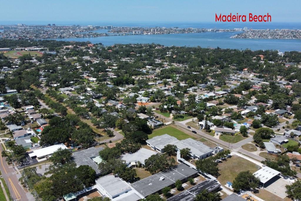 Details for 1826 Country Club Road N, ST PETERSBURG, FL 33710