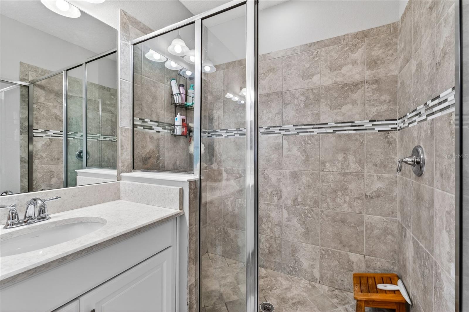 Image 21 of 46 For 904 Vineyard Lane