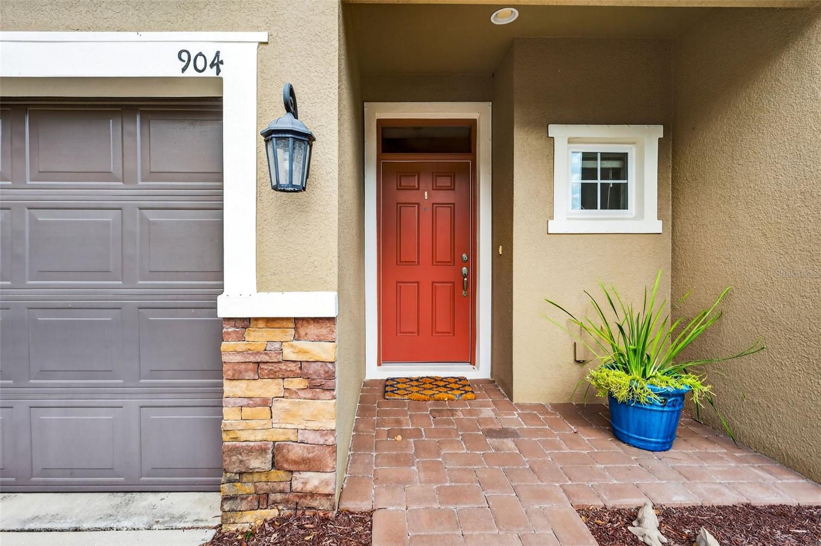 Image 4 of 46 For 904 Vineyard Lane