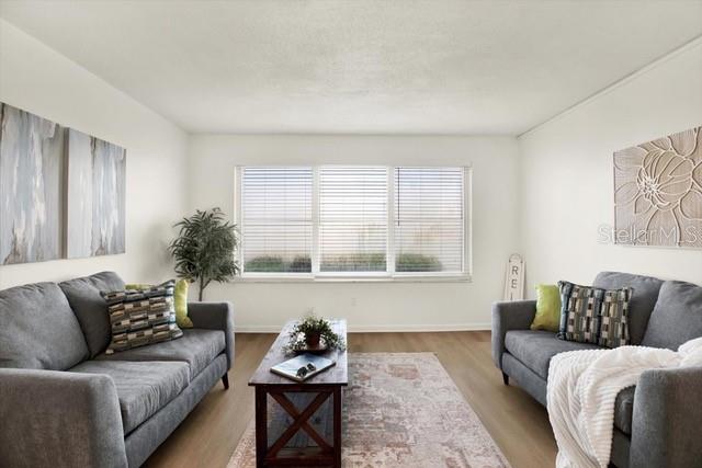 Image 10 of 27 For 5220 Brittany Drive S 106