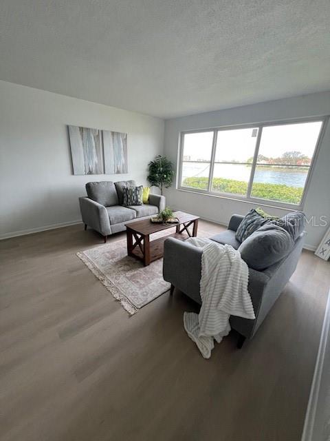 Image 12 of 27 For 5220 Brittany Drive S 106