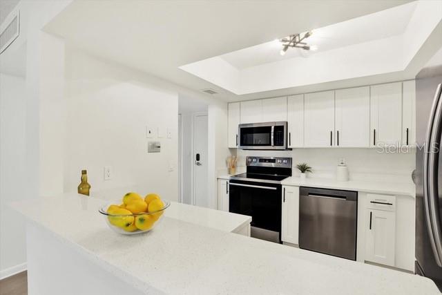 Image 4 of 27 For 5220 Brittany Drive S 106