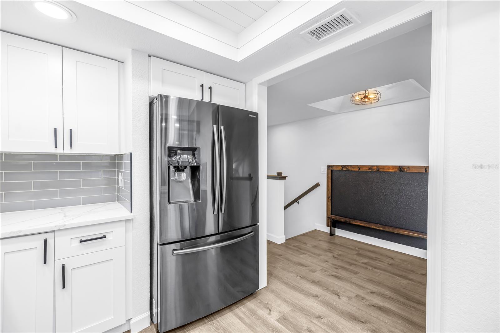 Image 11 of 63 For 9613 Tara Cay Court