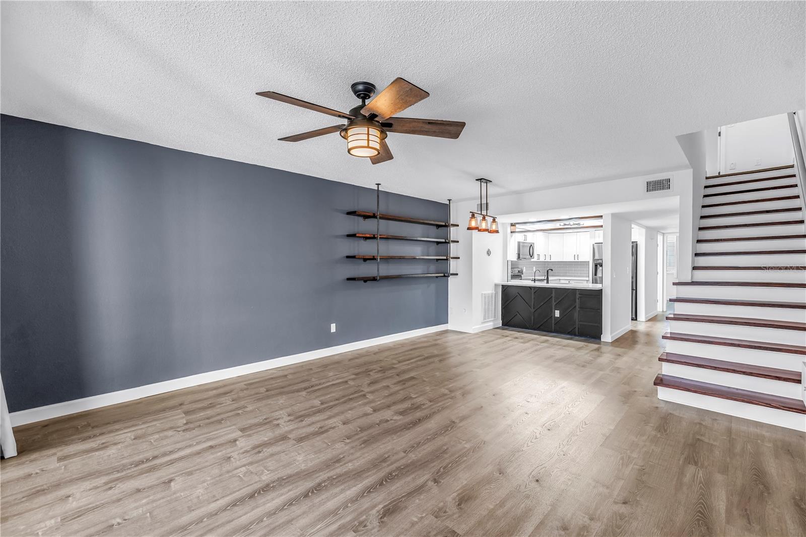 Image 16 of 63 For 9613 Tara Cay Court