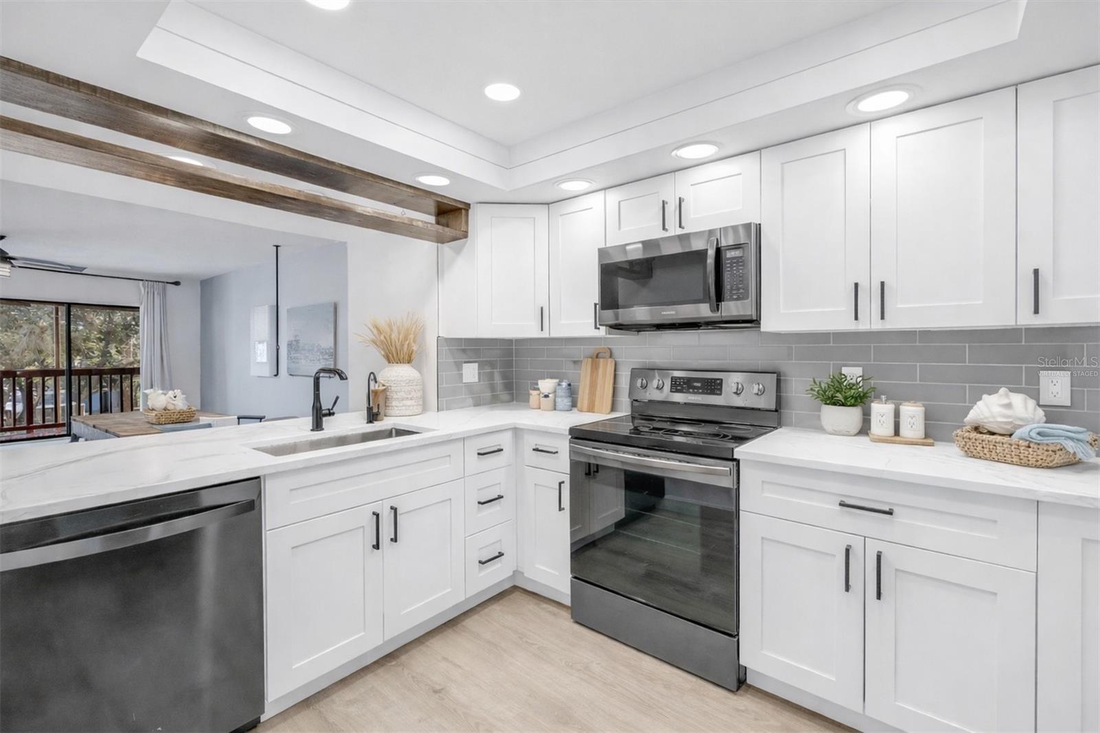 Image 2 of 63 For 9613 Tara Cay Court