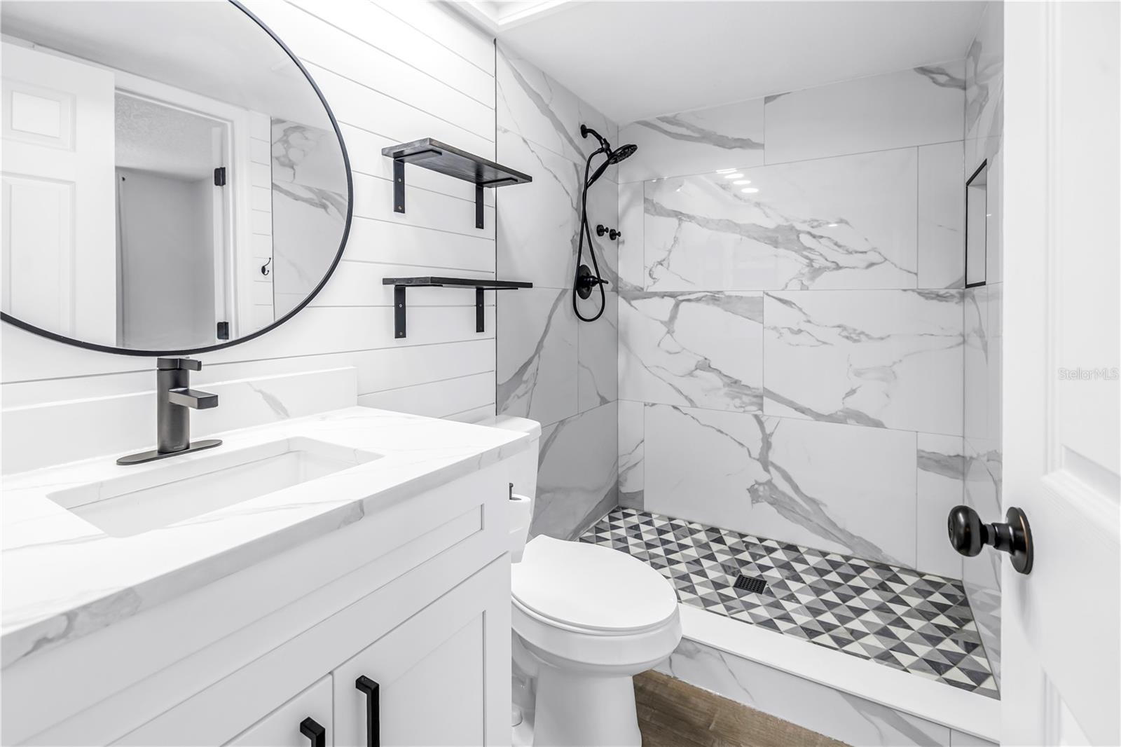 Image 22 of 63 For 9613 Tara Cay Court