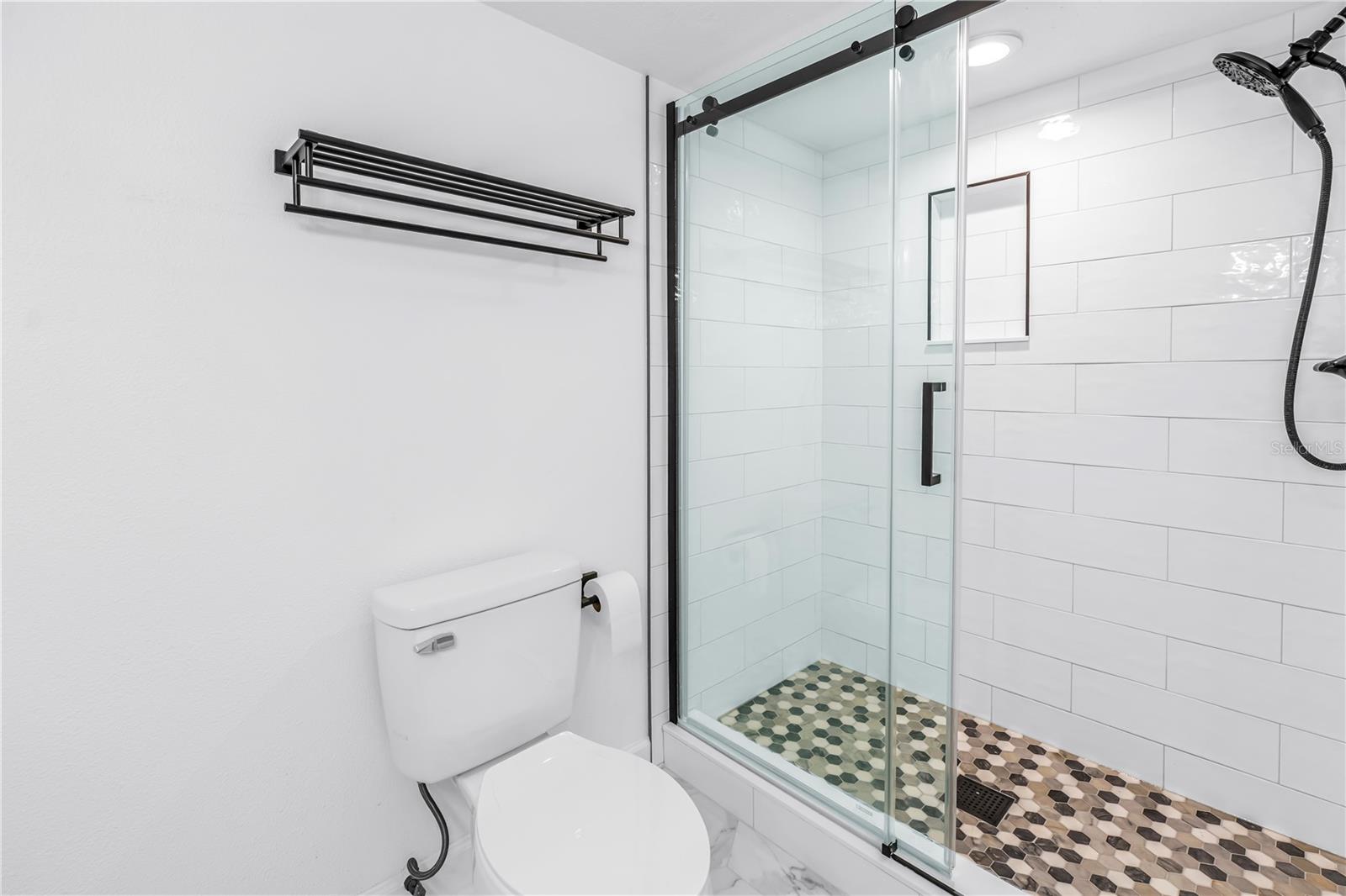 Image 28 of 63 For 9613 Tara Cay Court