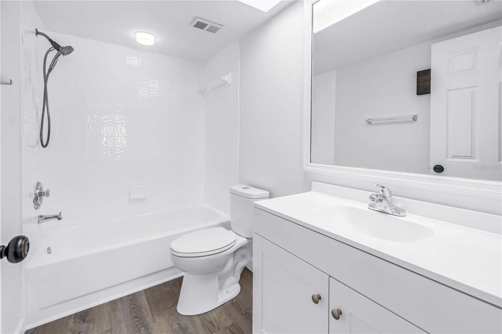 Image 43 of 63 For 9613 Tara Cay Court