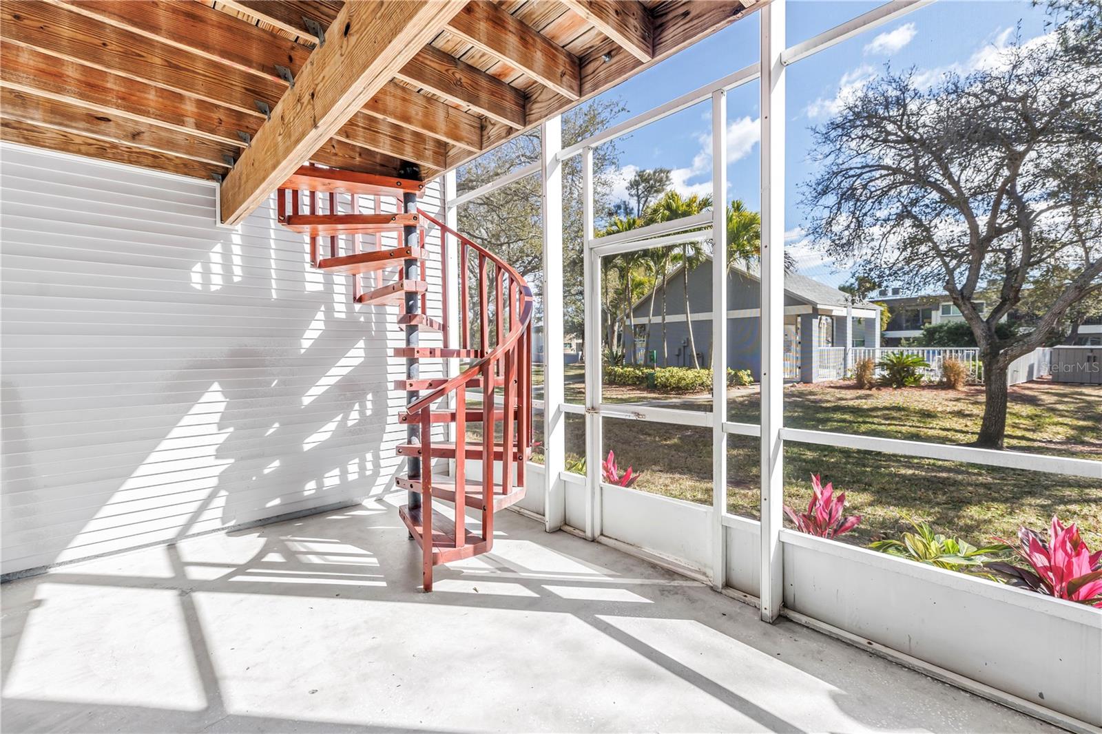 Image 53 of 63 For 9613 Tara Cay Court