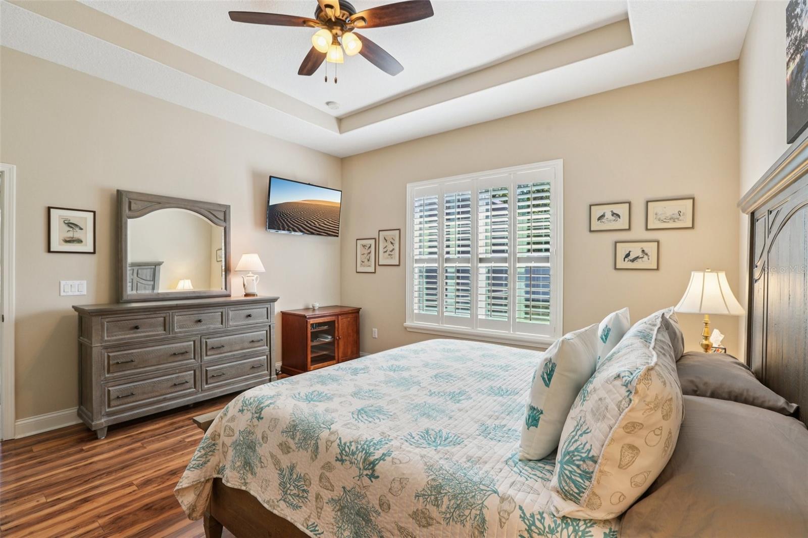 Image 18 of 36 For 2916 Devonoak Boulevard