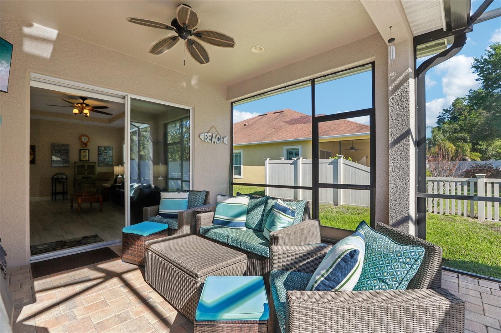 Image 27 of 36 For 2916 Devonoak Boulevard