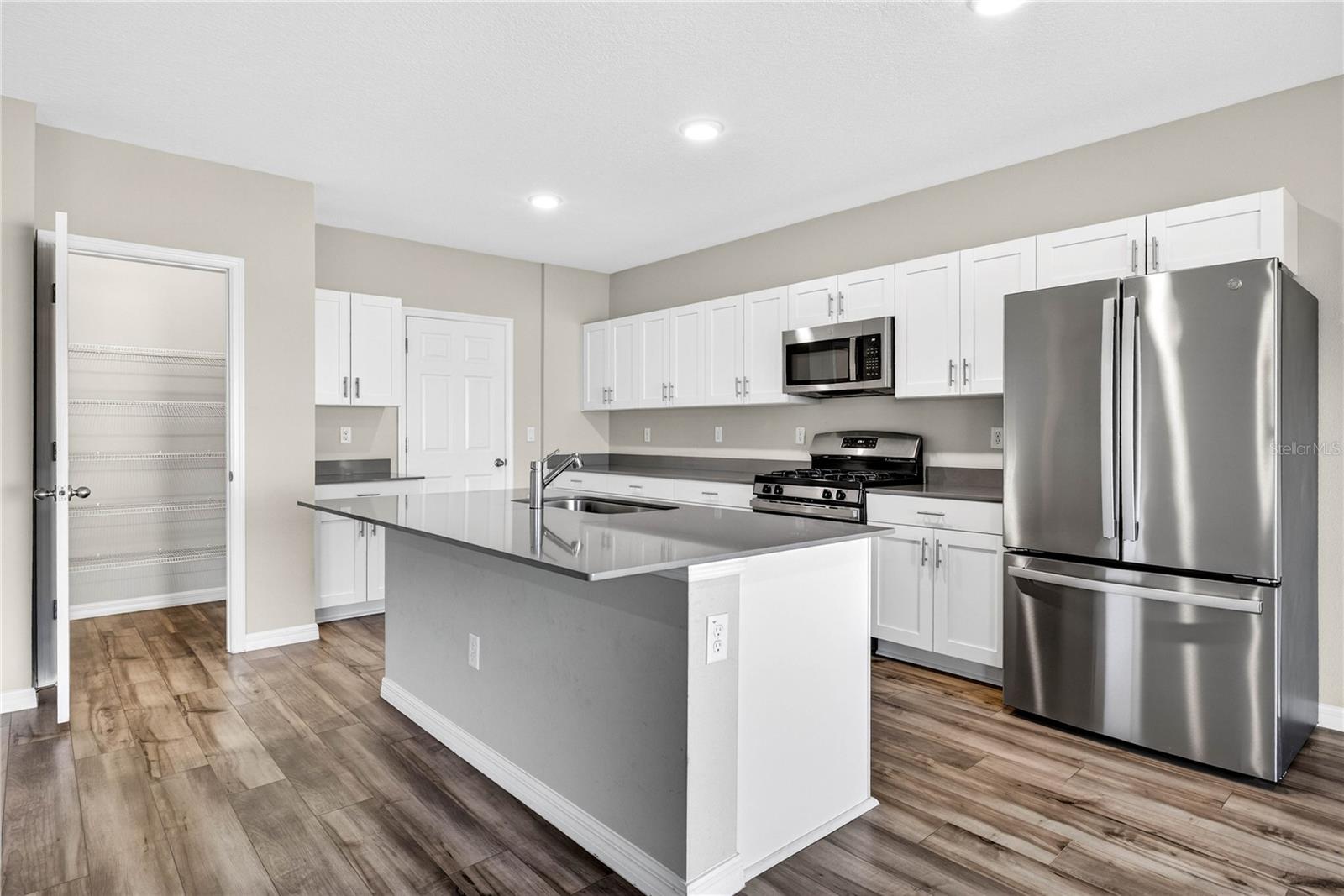 Image 12 of 48 For 7606 Twinleaf Terrace