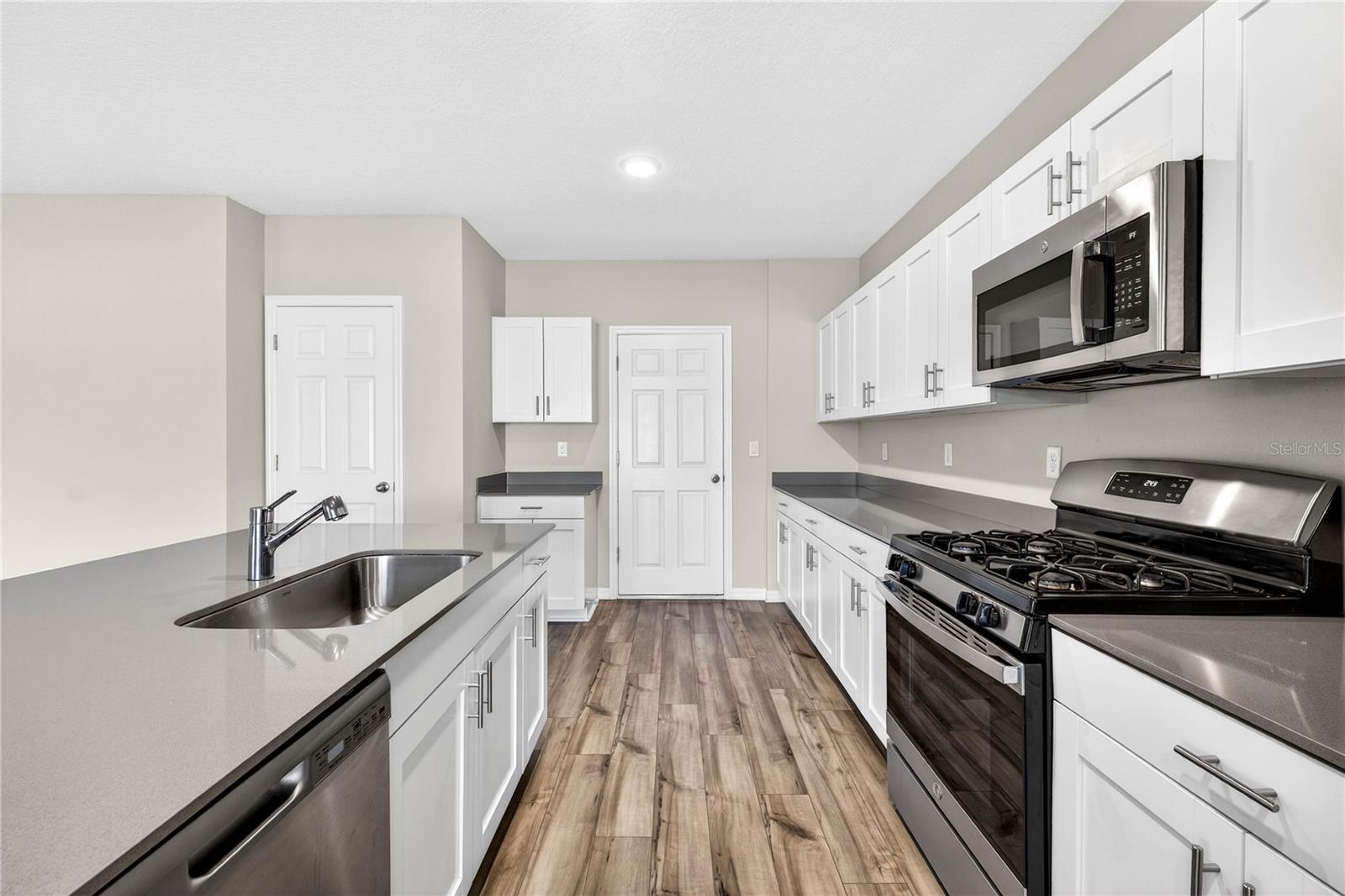 Image 14 of 48 For 7606 Twinleaf Terrace