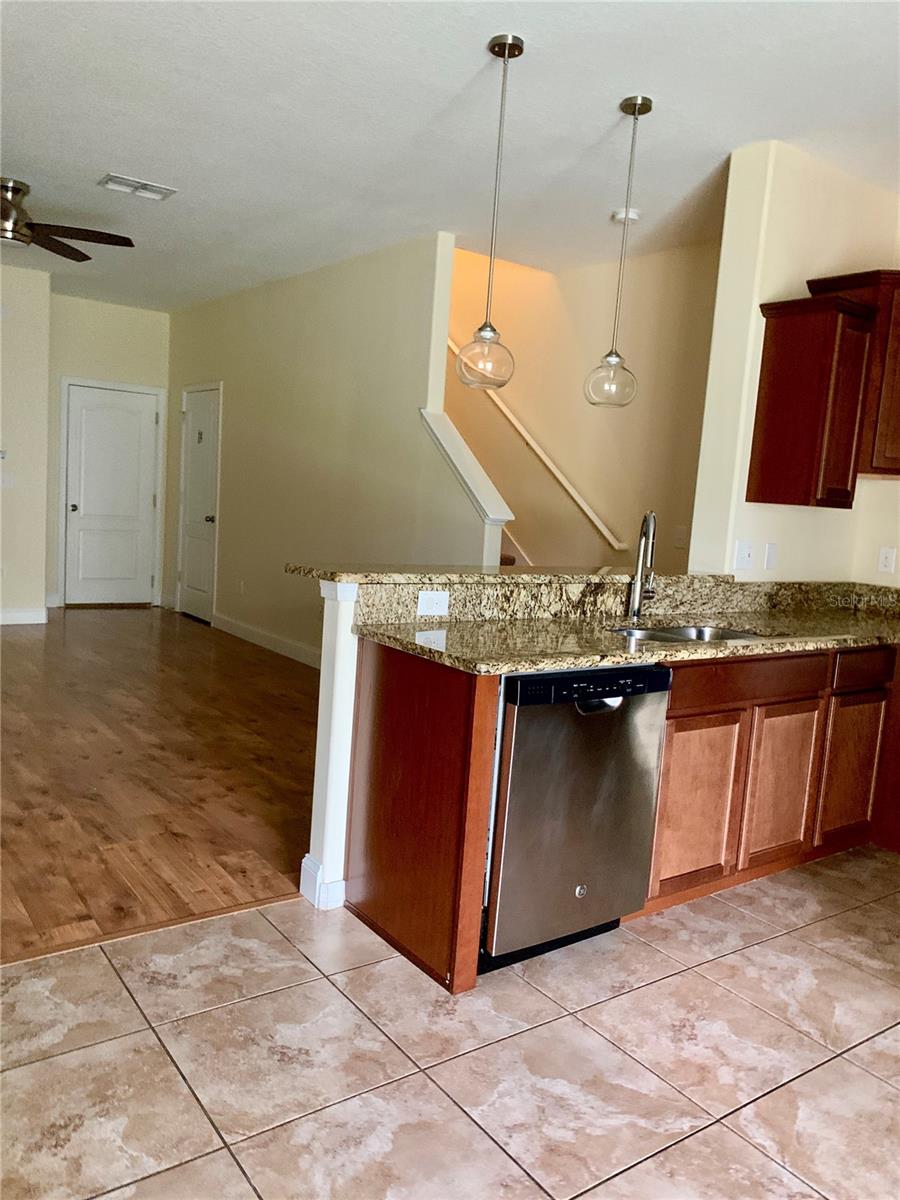 Image 6 of 15 For 2621 Lantern Hill Ave  2621