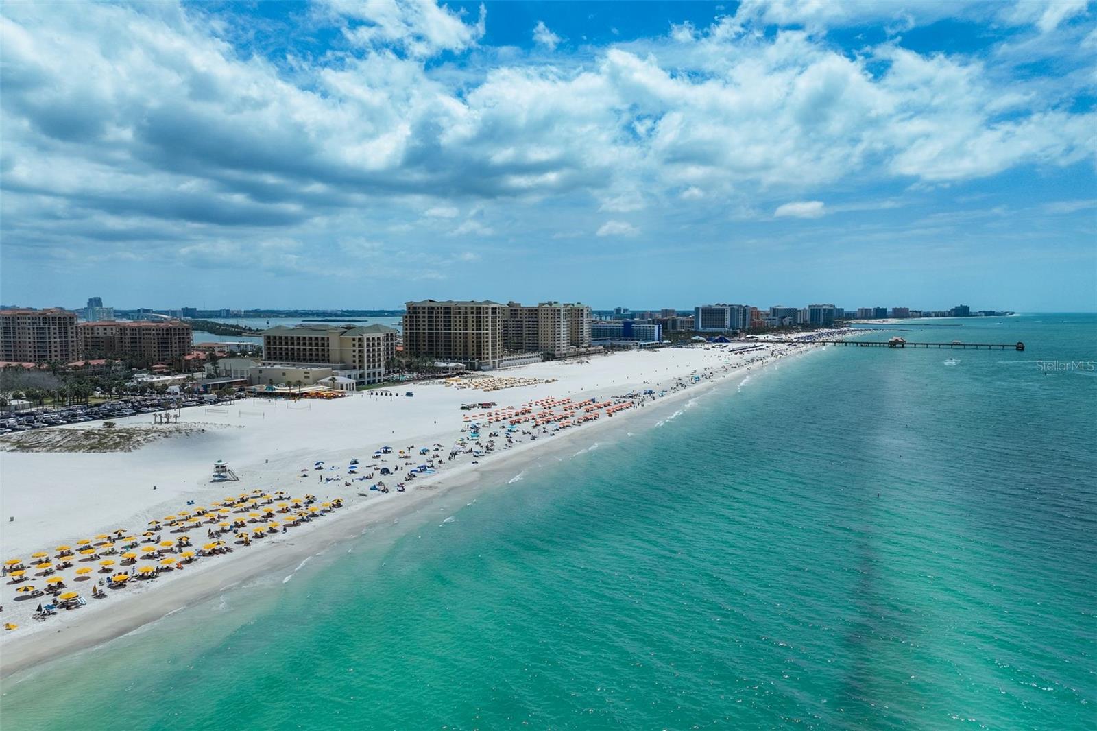 Listing photo id 40 for 1792 Overbrook Avenue