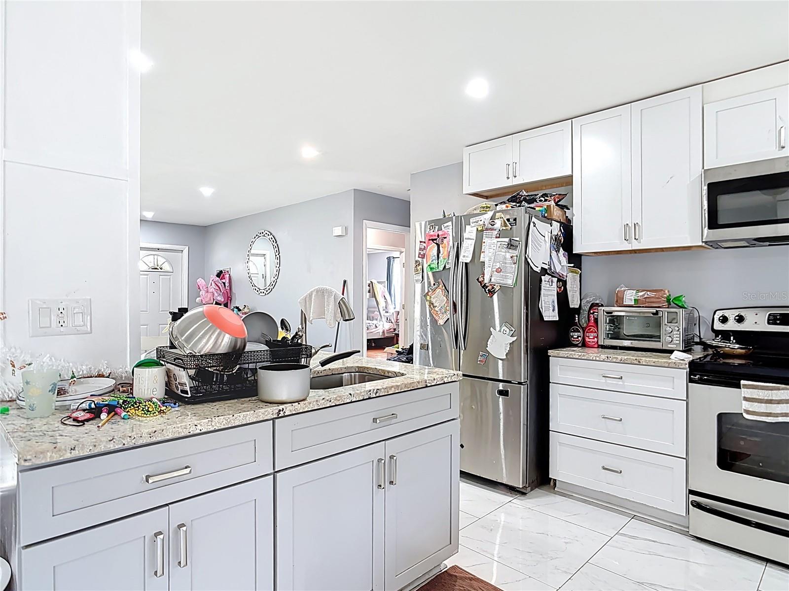 Image 11 of 42 For 1144 Pineland Avenue