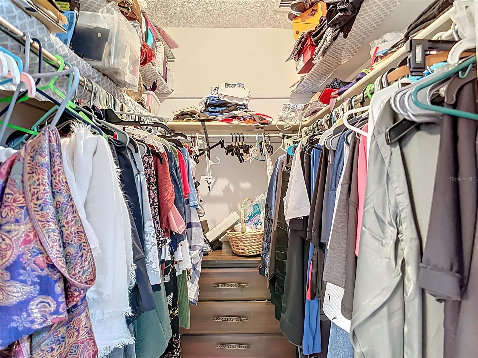 Image 16 of 42 For 1144 Pineland Avenue