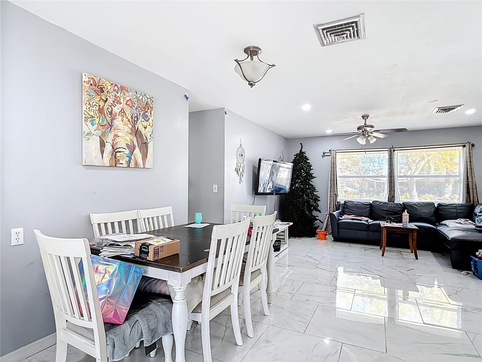 Image 6 of 42 For 1144 Pineland Avenue