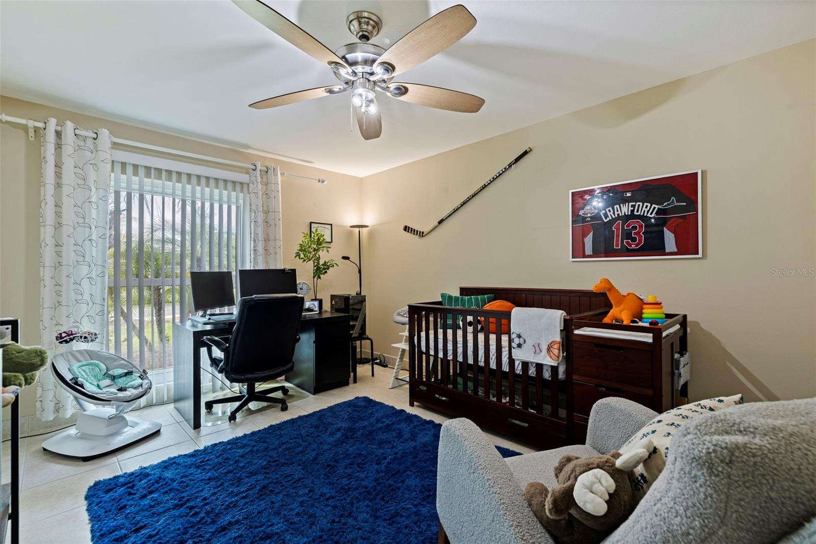 Image 21 of 39 For 405 Cordova Green