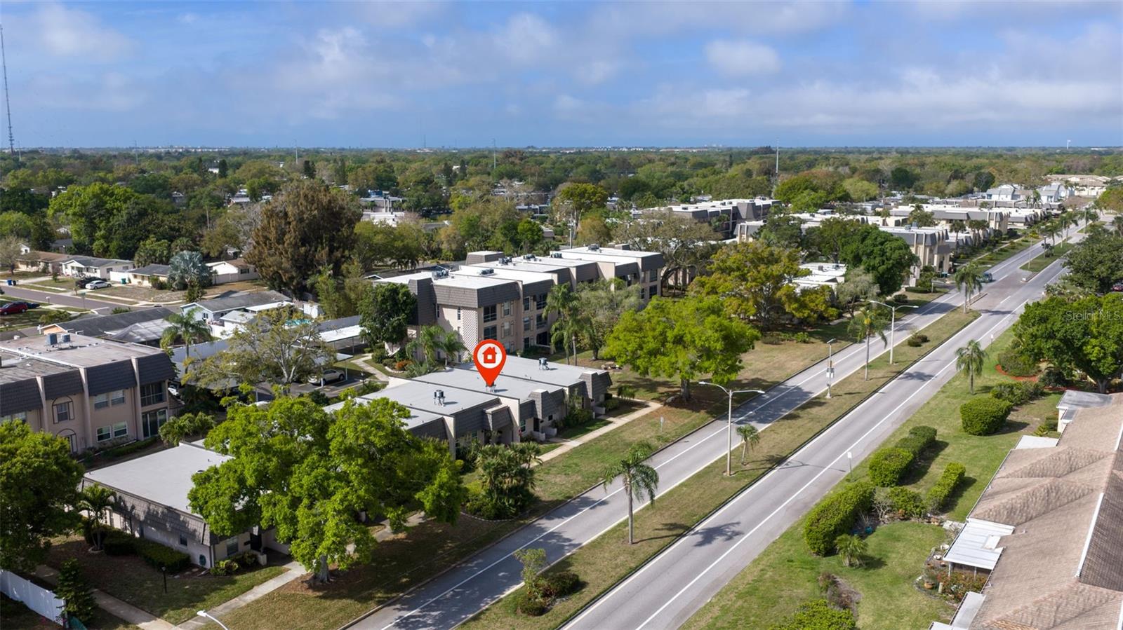 Image 38 of 39 For 405 Cordova Green