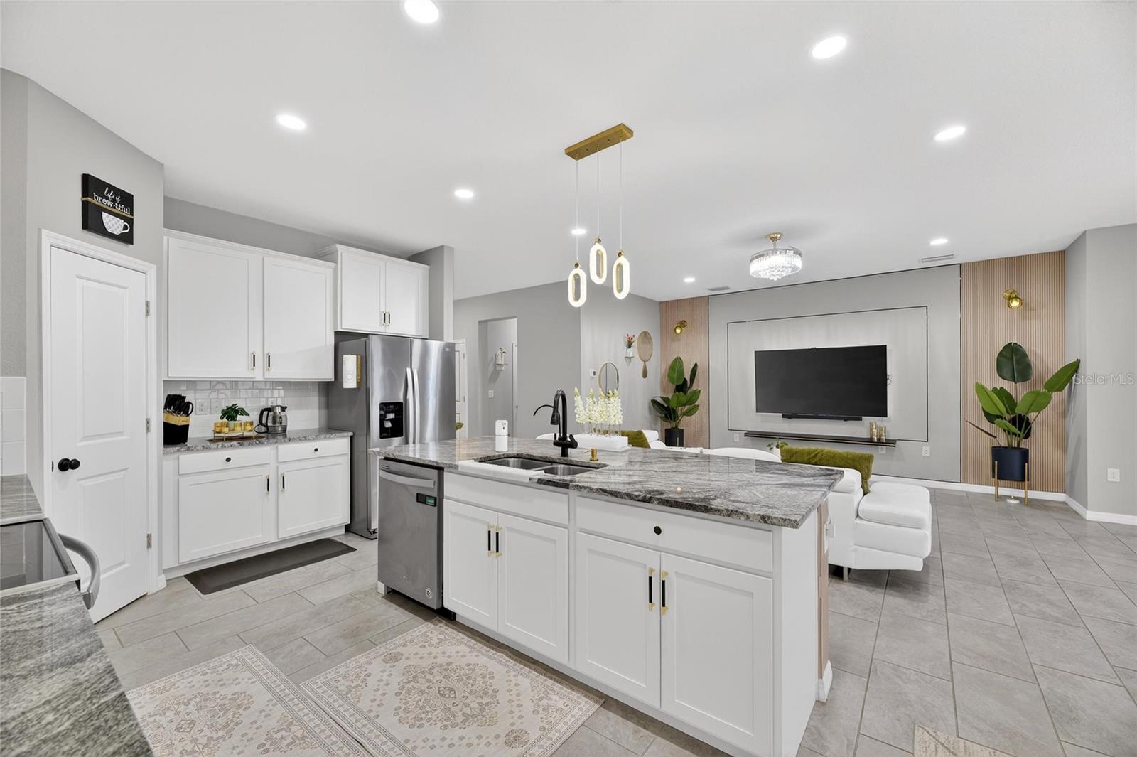 Image 21 of 82 For 33146 Sand Creek Drive