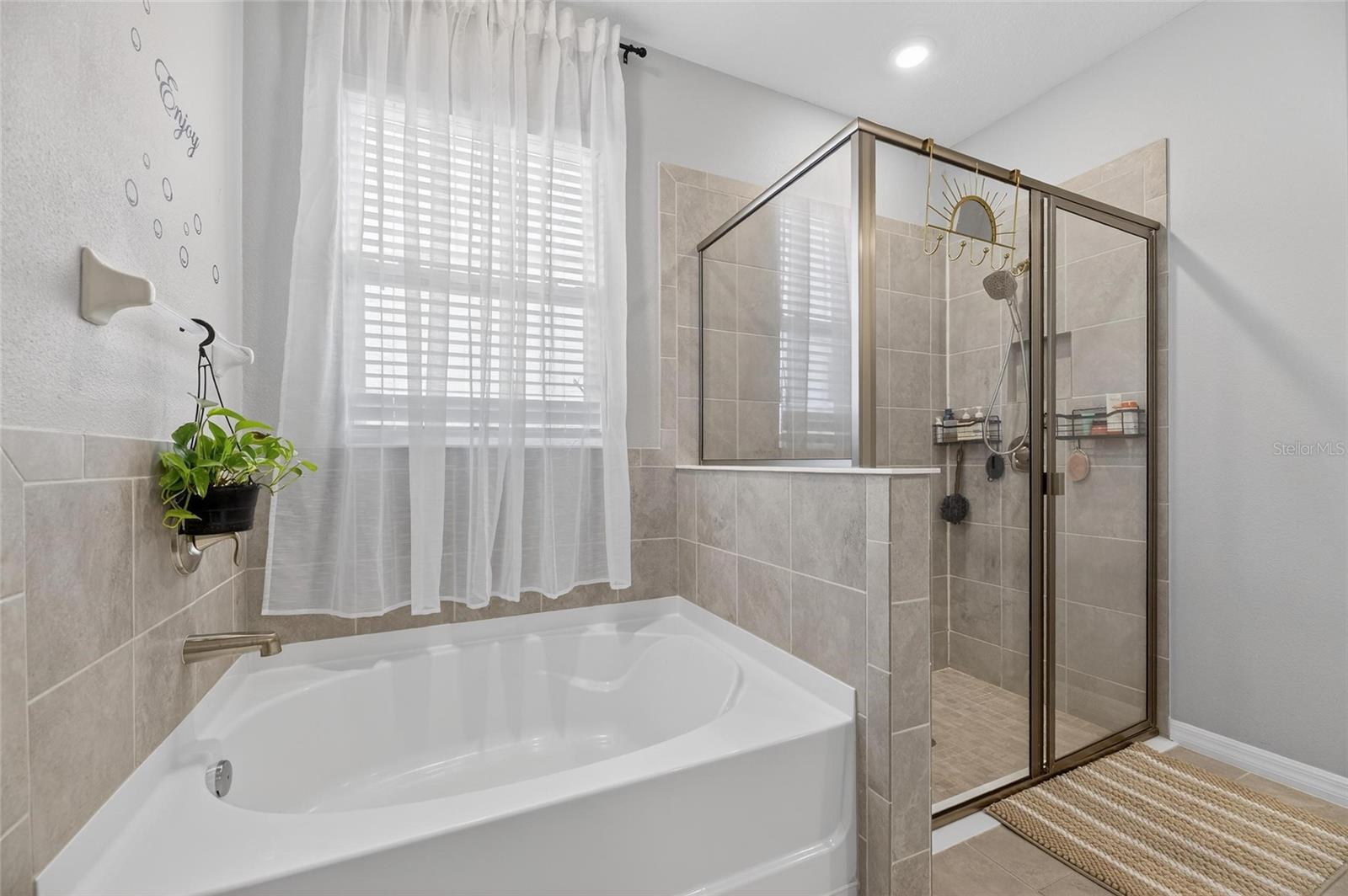 Image 38 of 82 For 33146 Sand Creek Drive