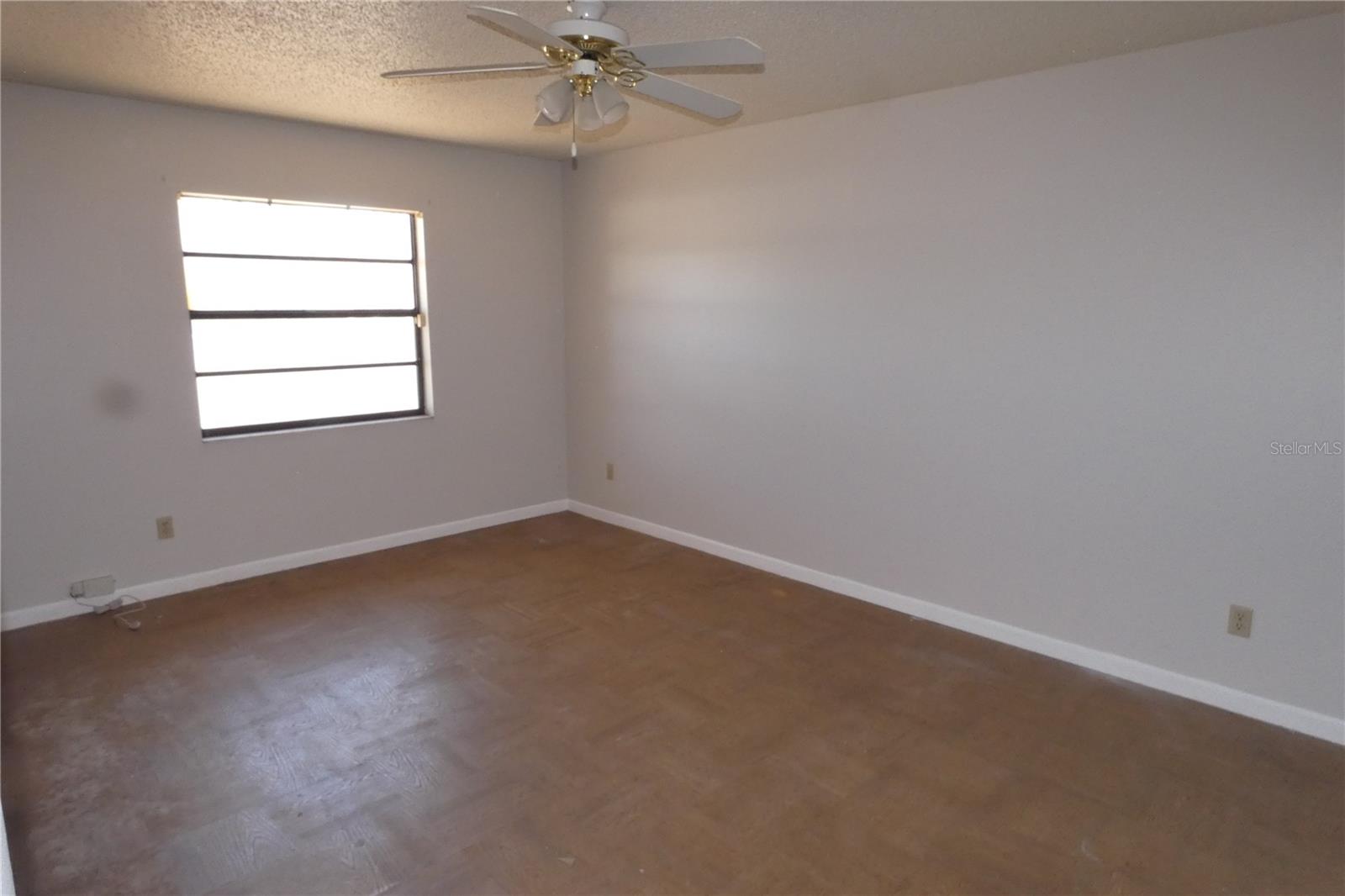 Image 10 of 19 For 9201 7th Street N