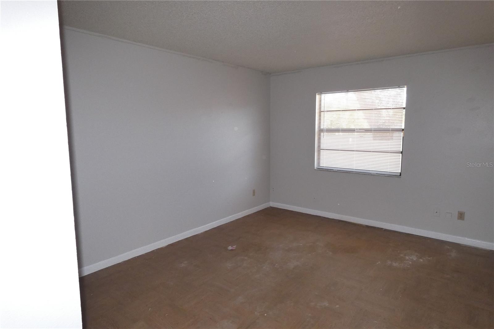 Image 7 of 19 For 9201 7th Street N