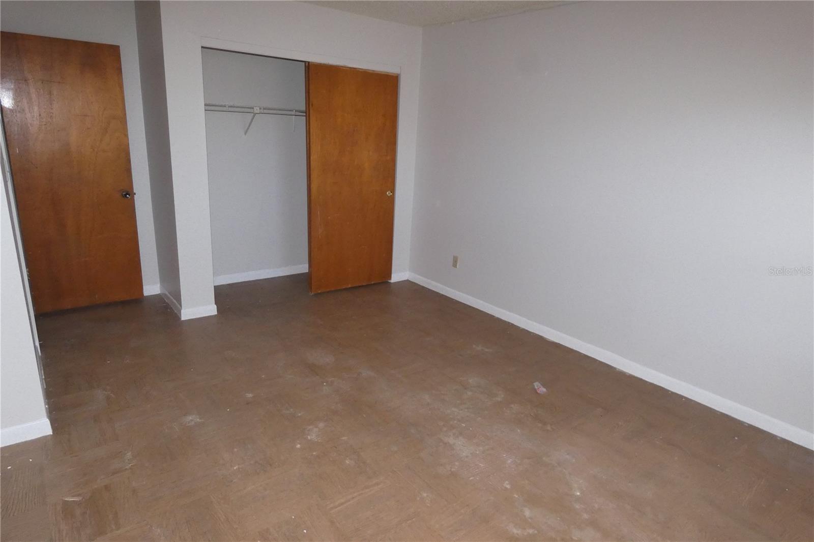 Image 8 of 19 For 9201 7th Street N