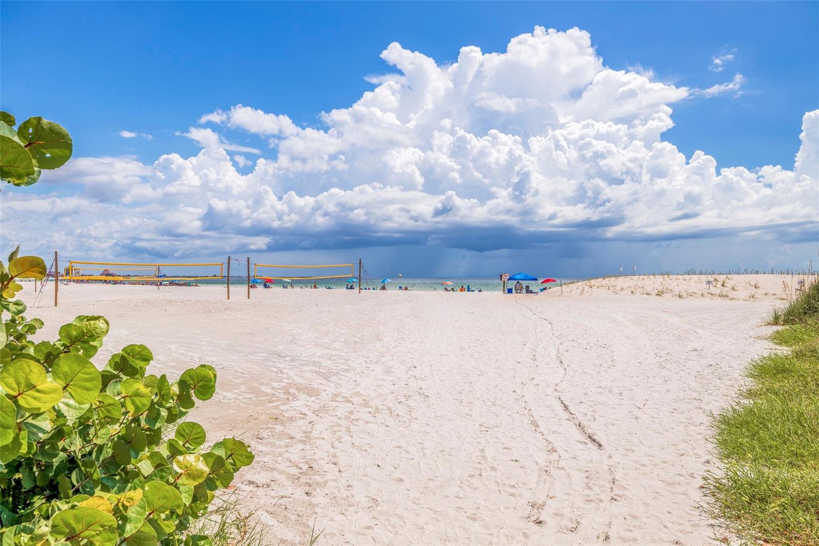 Image 14 of 29 For 7050 Sunset Way 7