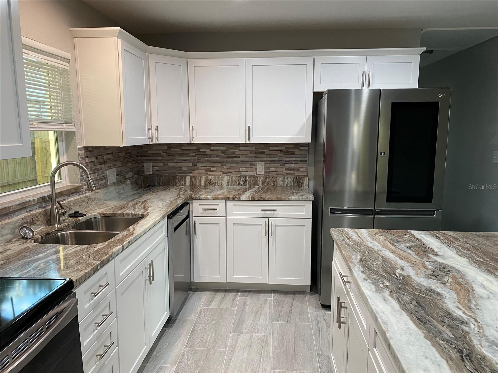 Image 14 of 73 For 38415 9th Avenue