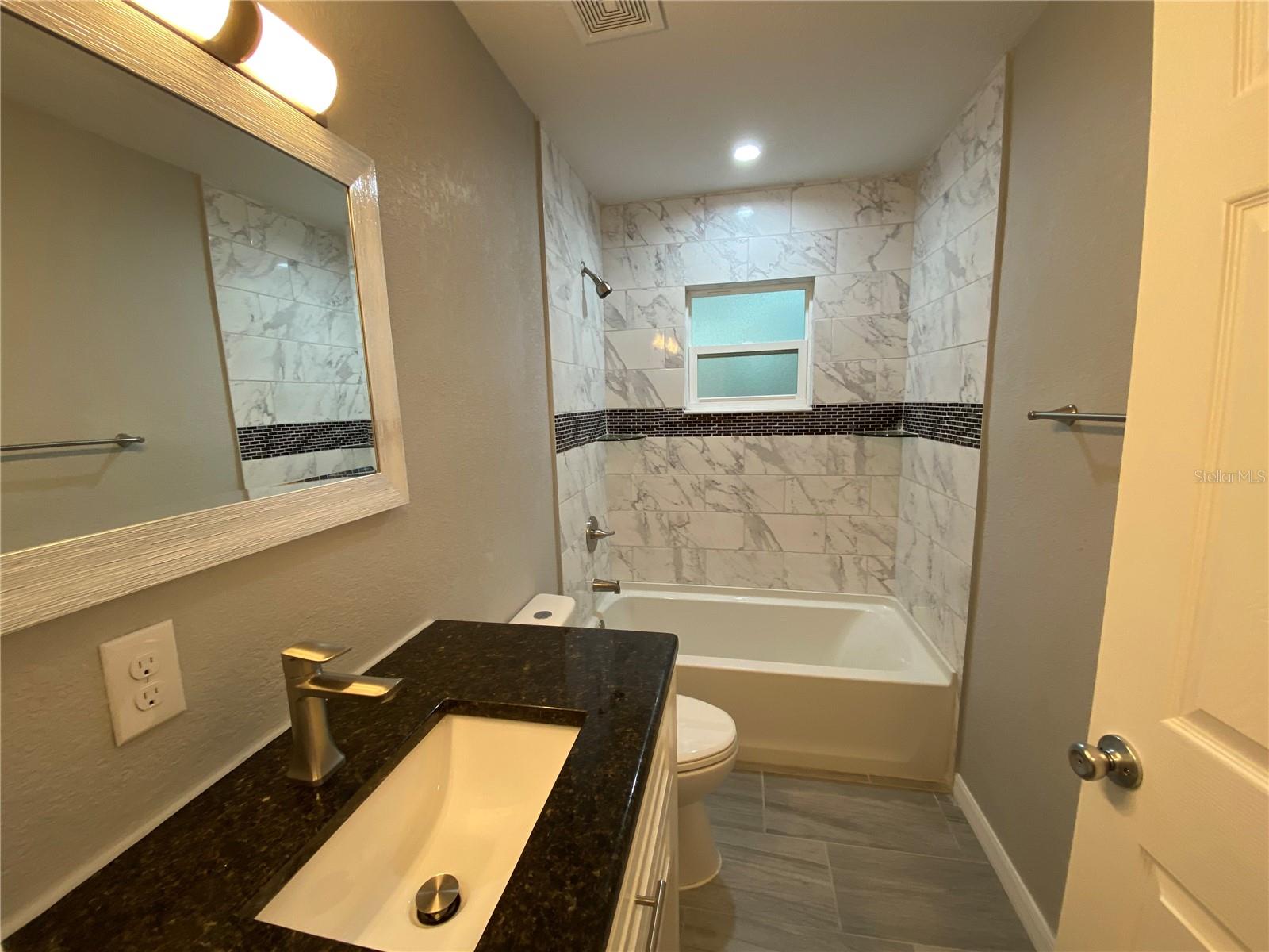 Image 36 of 73 For 38415 9th Avenue