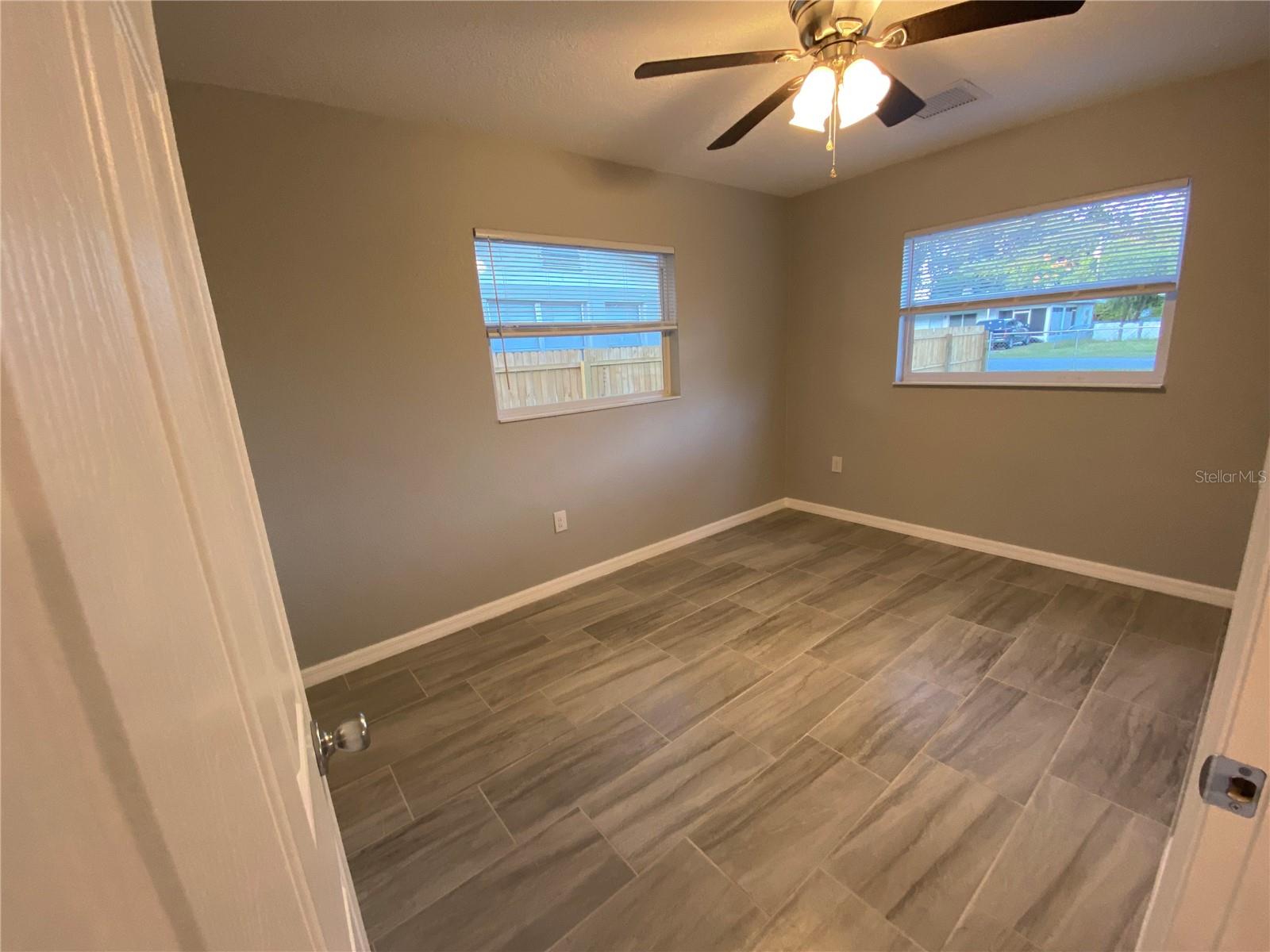 Image 38 of 73 For 38415 9th Avenue