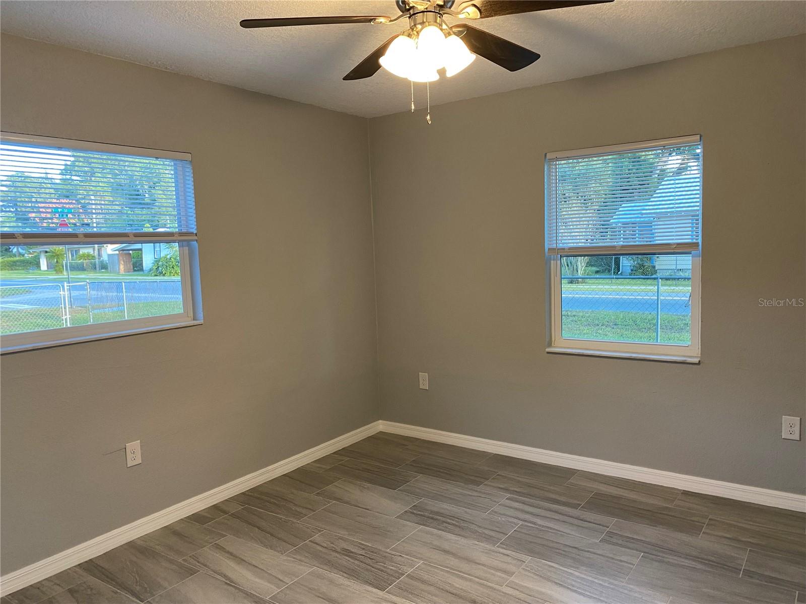 Image 40 of 73 For 38415 9th Avenue