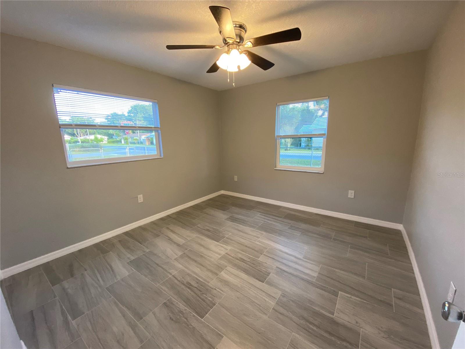 Image 41 of 73 For 38415 9th Avenue