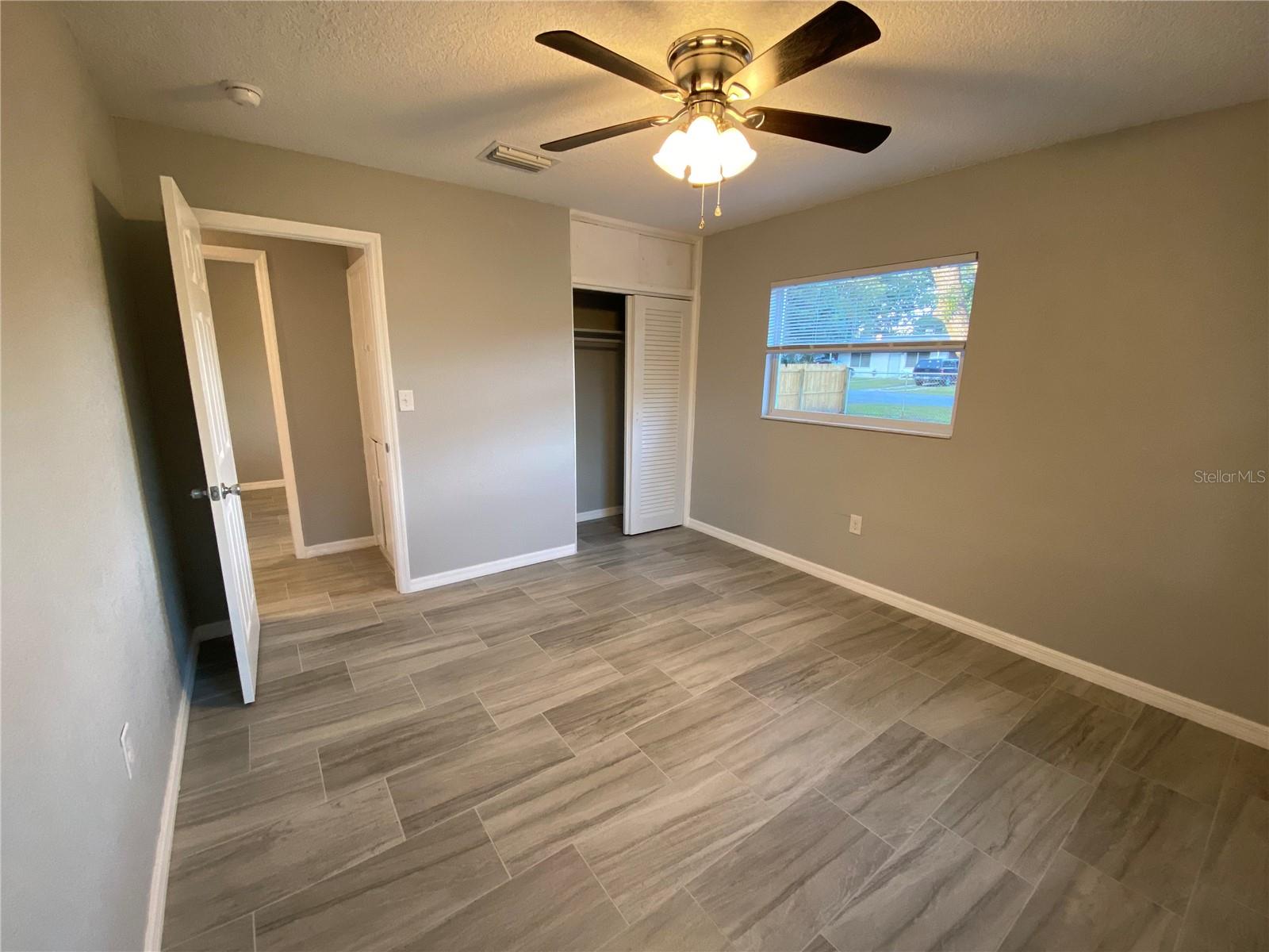 Image 42 of 73 For 38415 9th Avenue