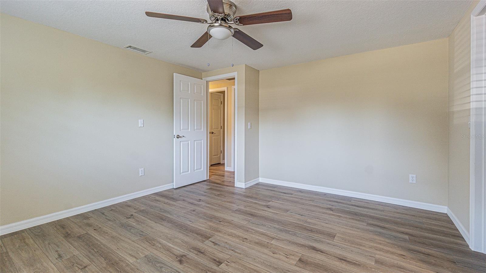 Image 9 of 24 For 37329 Hannah Lane