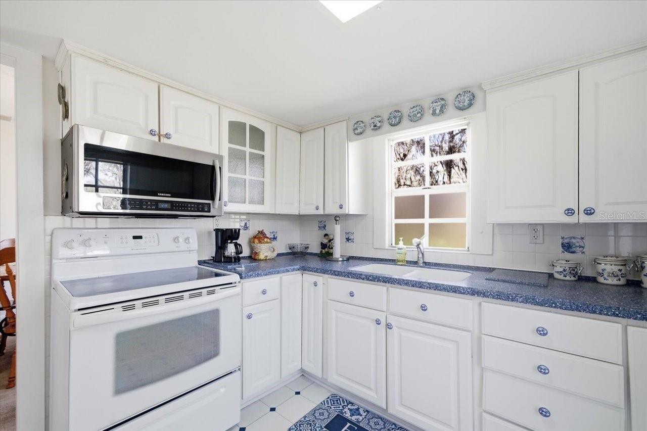 Listing photo id 12 for 19513 Deer Lake Road