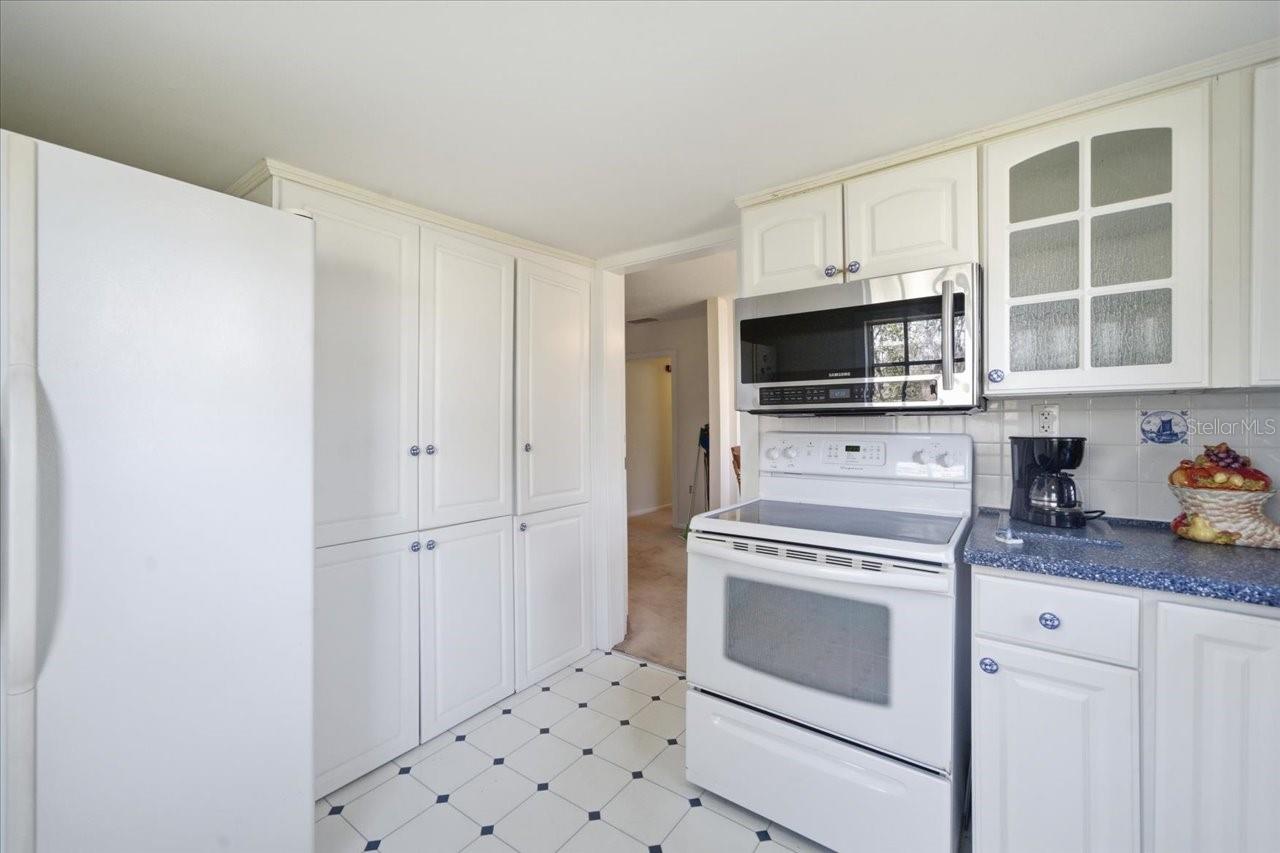 Listing photo id 13 for 19513 Deer Lake Road