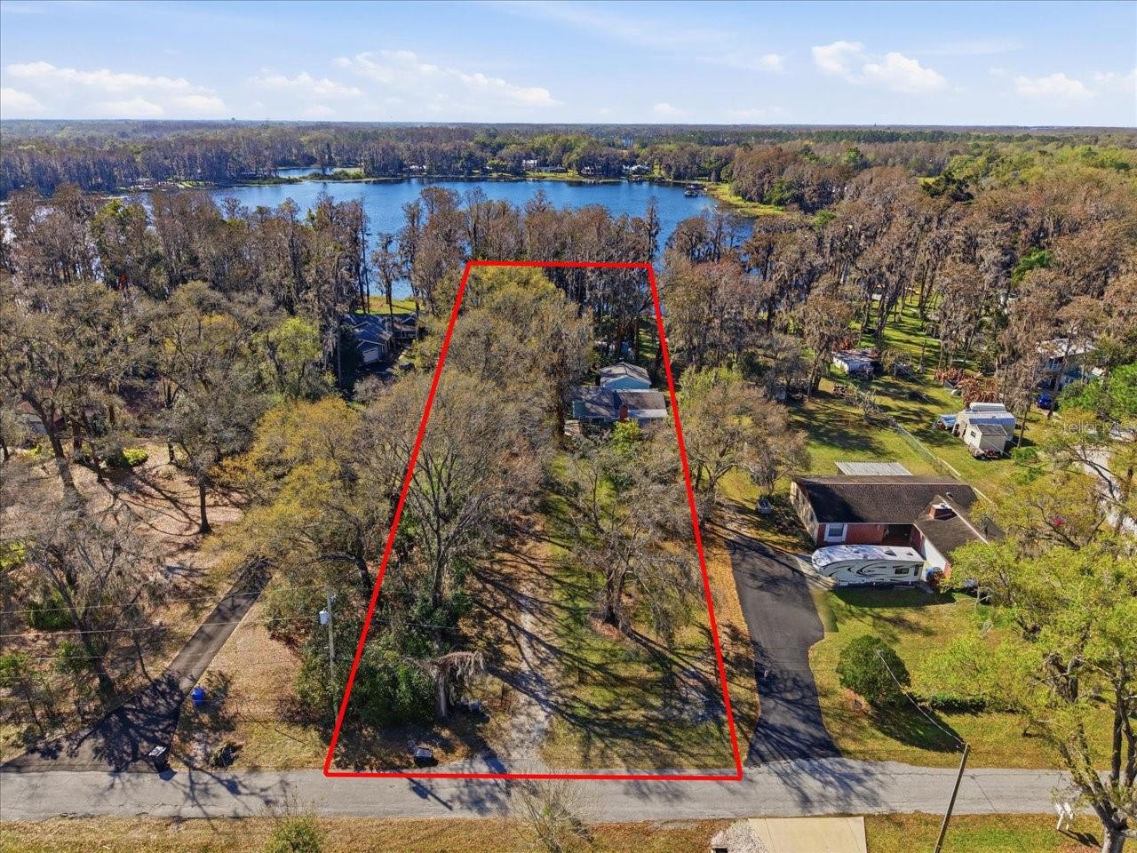 Listing photo id 0 for 19513 Deer Lake Road