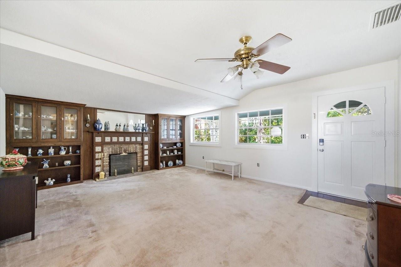 Listing photo id 5 for 19513 Deer Lake Road