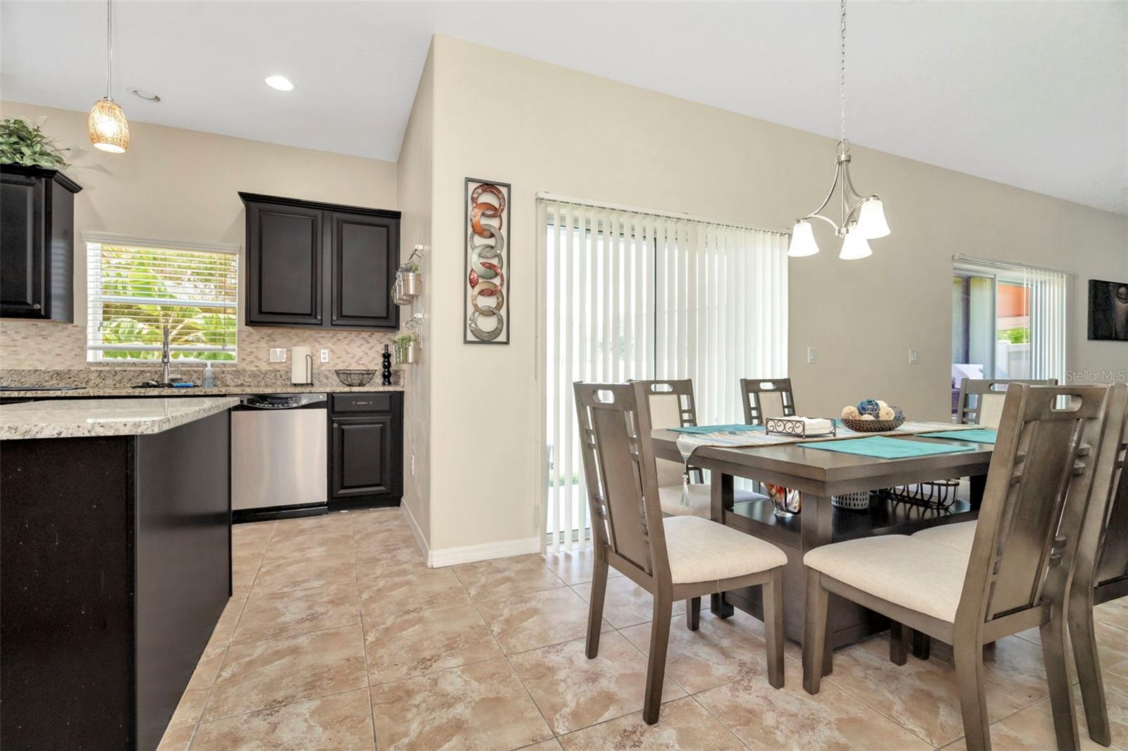 Image 14 of 49 For 3529 Lefays Point