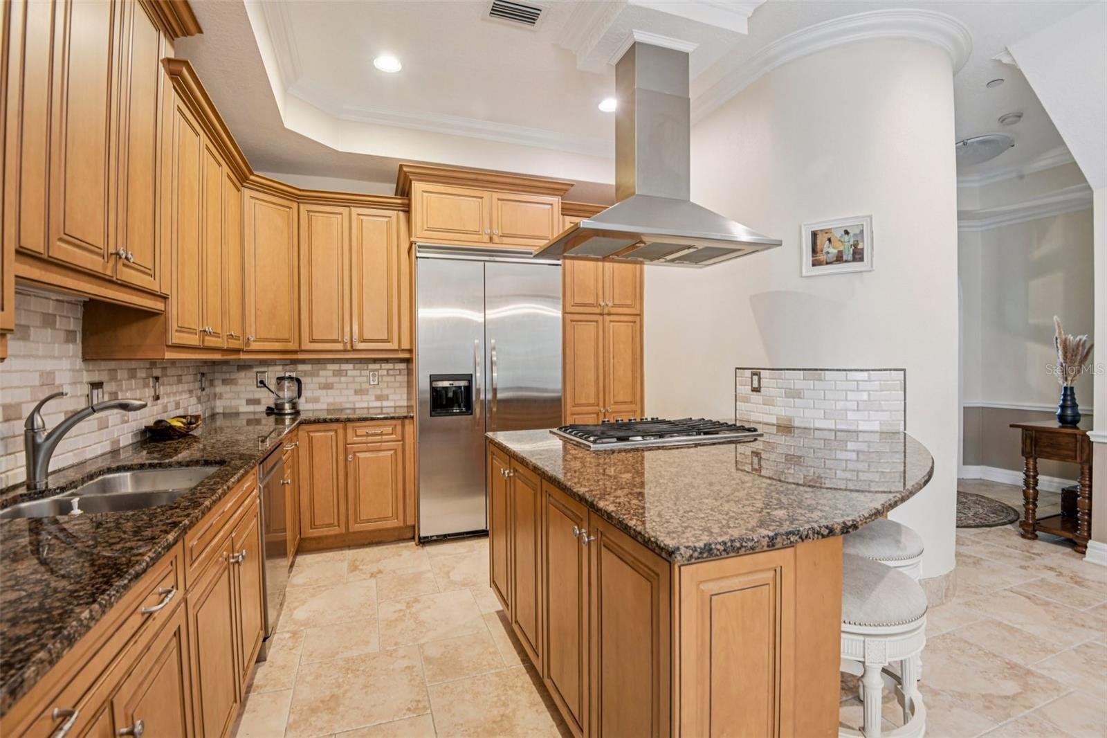 Image 12 of 35 For 3841 Azeele Street