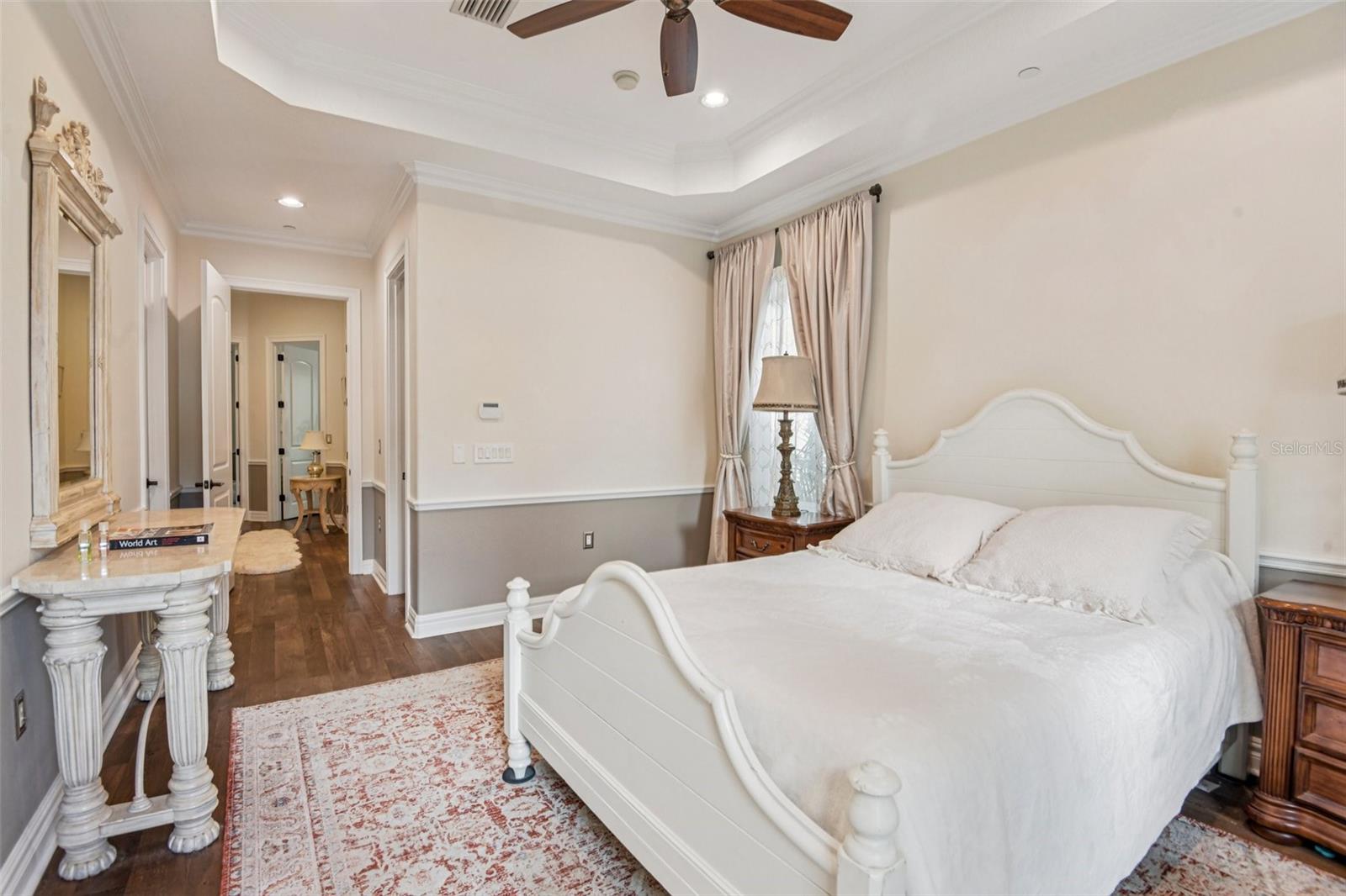 Image 14 of 35 For 3841 Azeele Street