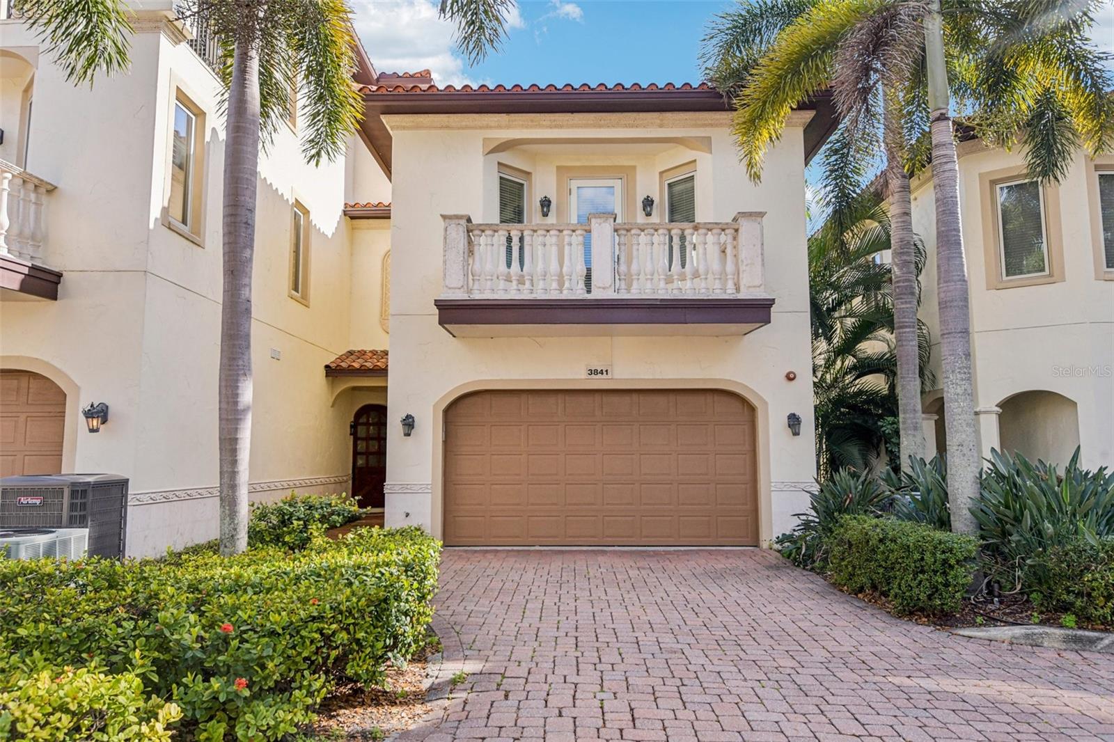 Image 2 of 35 For 3841 Azeele Street